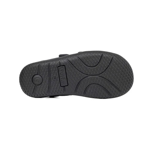 COLEGIAL BAREFOOT GORILA