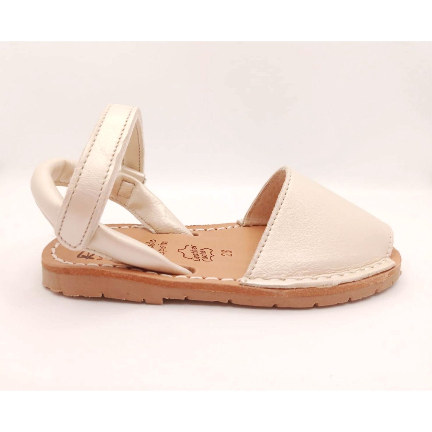 Menorcan with Velcro