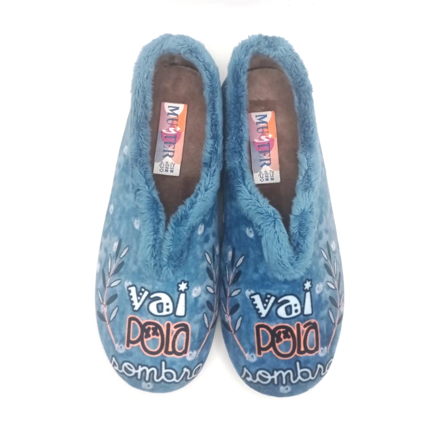 MUYTER HOUSE SLIPPERS