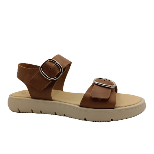 WALKING SANDALS