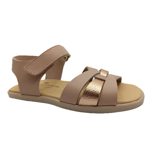WALKING SANDALS