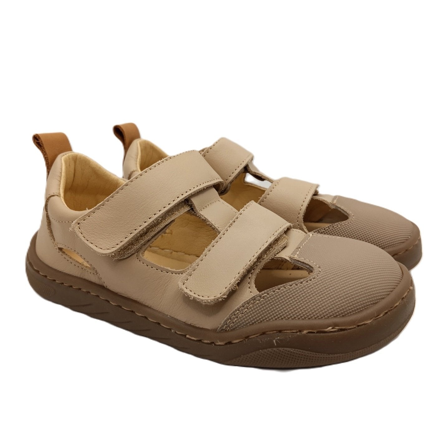 WALKING SANDALS