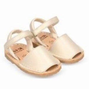 MENORQUINA CON VELCRO RIA